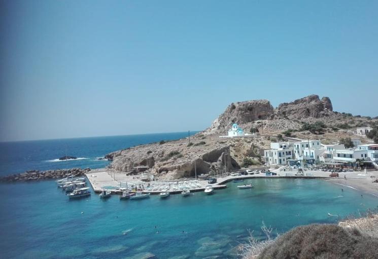 Arkasa Karpathos Seafront Paradisos Foiníkion Екстериор снимка